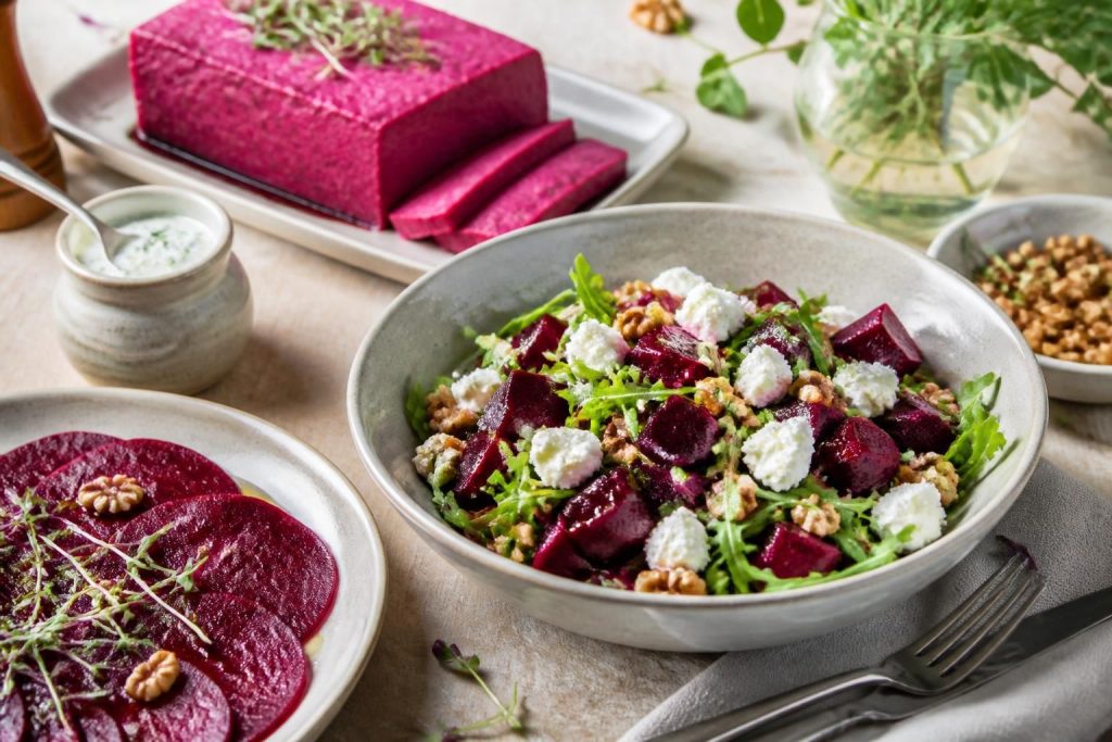 découvrez des recettes savoureuses à base de betterave pour varier vos repas tout en profitant des bienfaits santé de ce légume coloré.